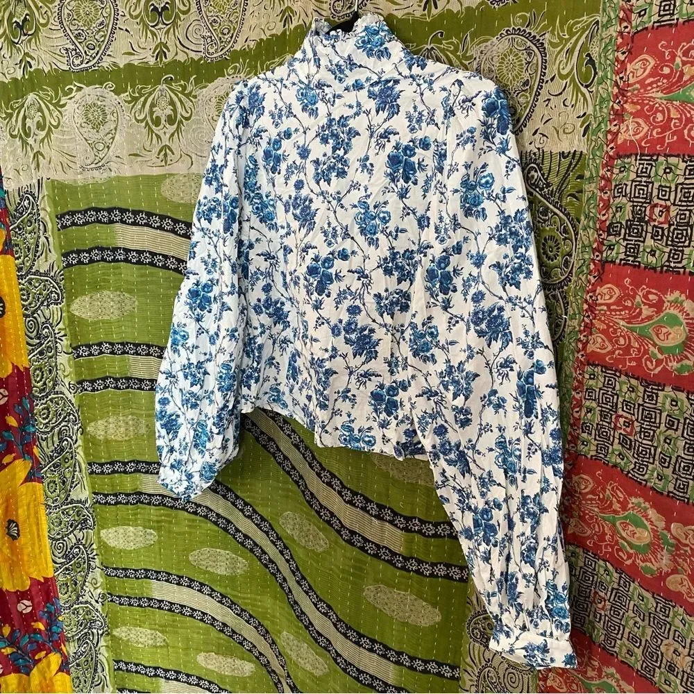Meadows x Free People Big Blue Floral Carnation Turtleneck Blouse Size 6